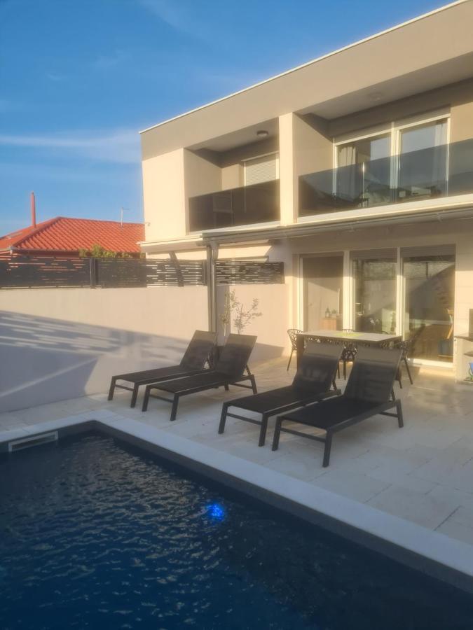 Villa Maris Nin Exterior photo
